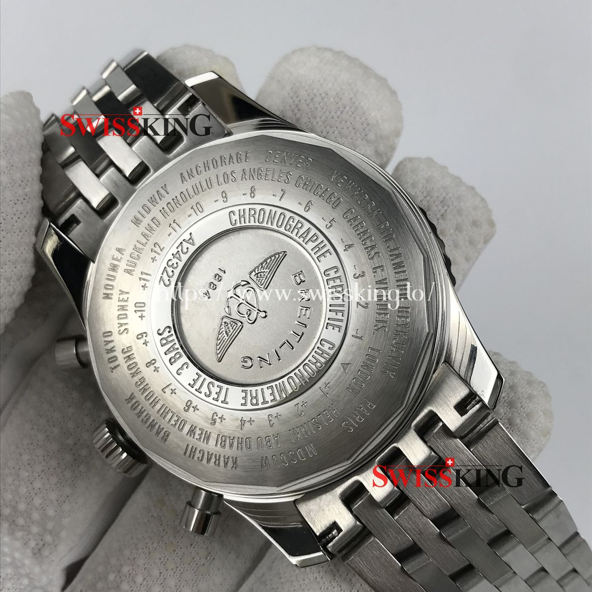 BREITLING NAVITIMER WORLD GMT A24322 BLACK DIAL