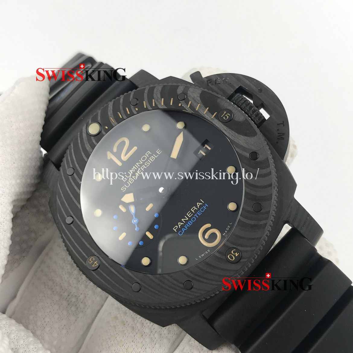 PANERAI LUMINOR SUBMERSIBLE CARBOTECH PAM 616 47MM