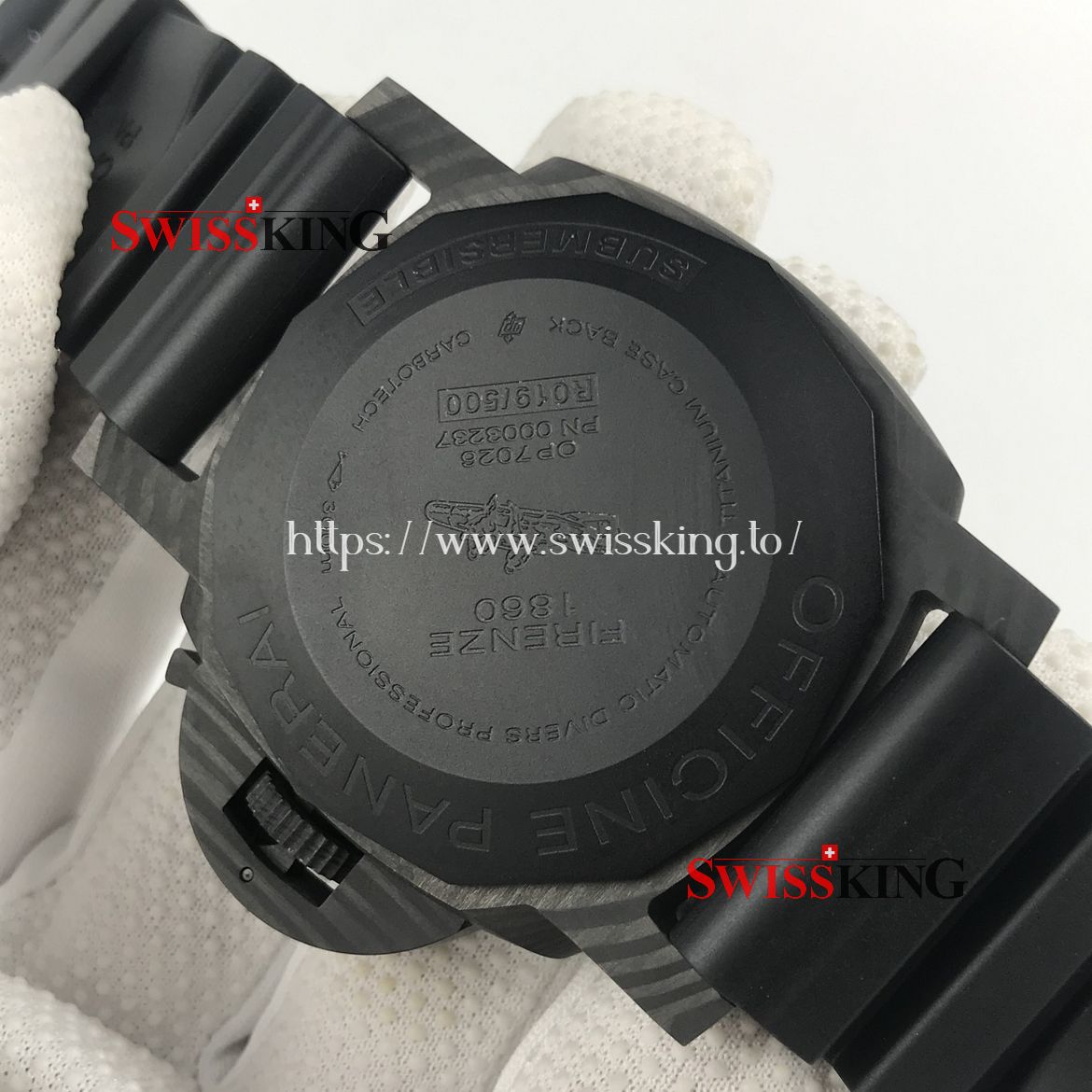 PANERAI LUMINOR SUBMERSIBLE CARBOTECH PAM 616 47MM