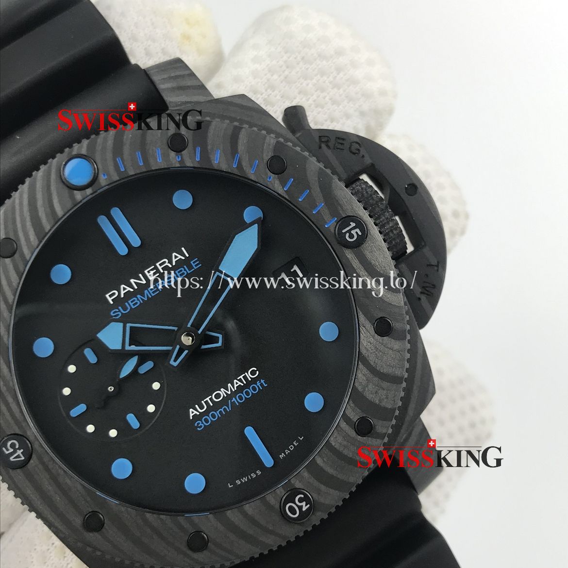 PANERAI LUMINOR SUBMERSIBLE CARBOTECH PAM 960 42MM