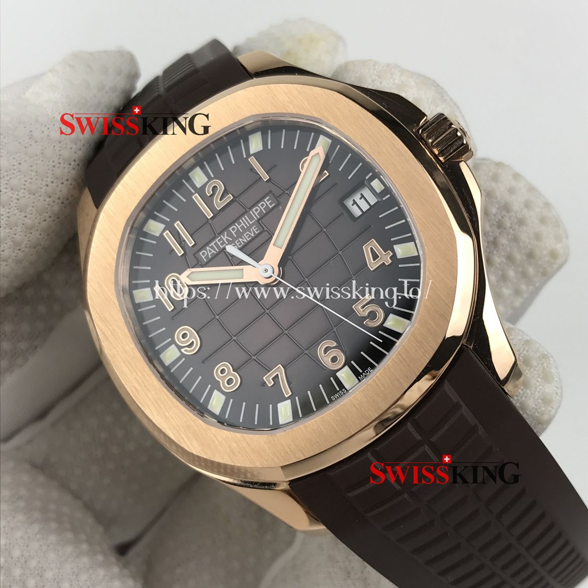 PATEK PHILIPPE AQUANAUT 5167 40MM ROSE GOLD BROWN DIAL