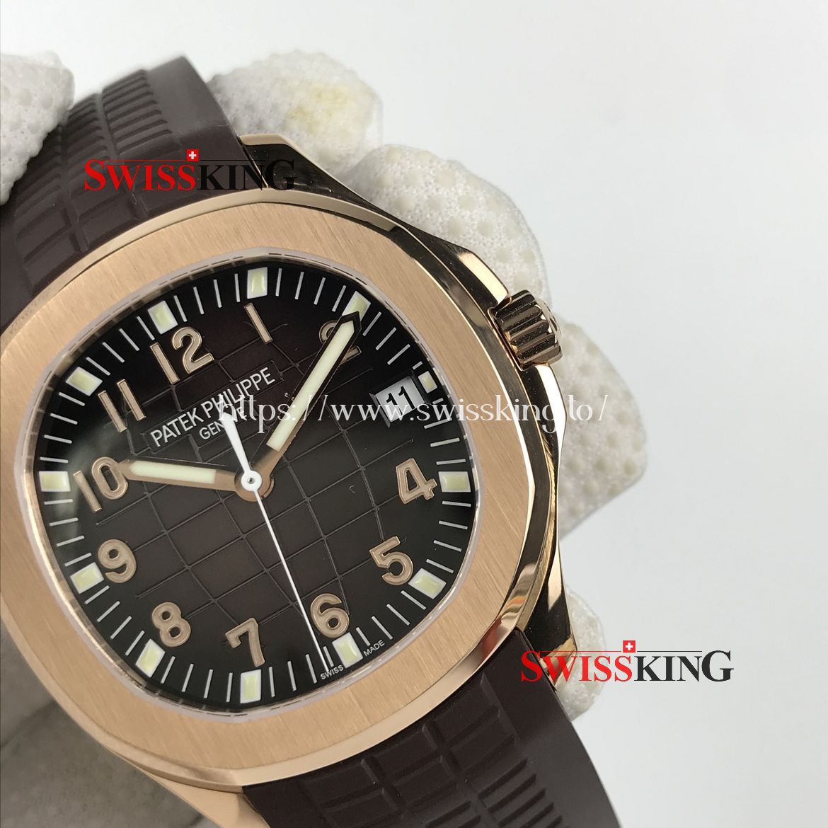 PATEK PHILIPPE AQUANAUT 5167 40MM ROSE GOLD BROWN DIAL