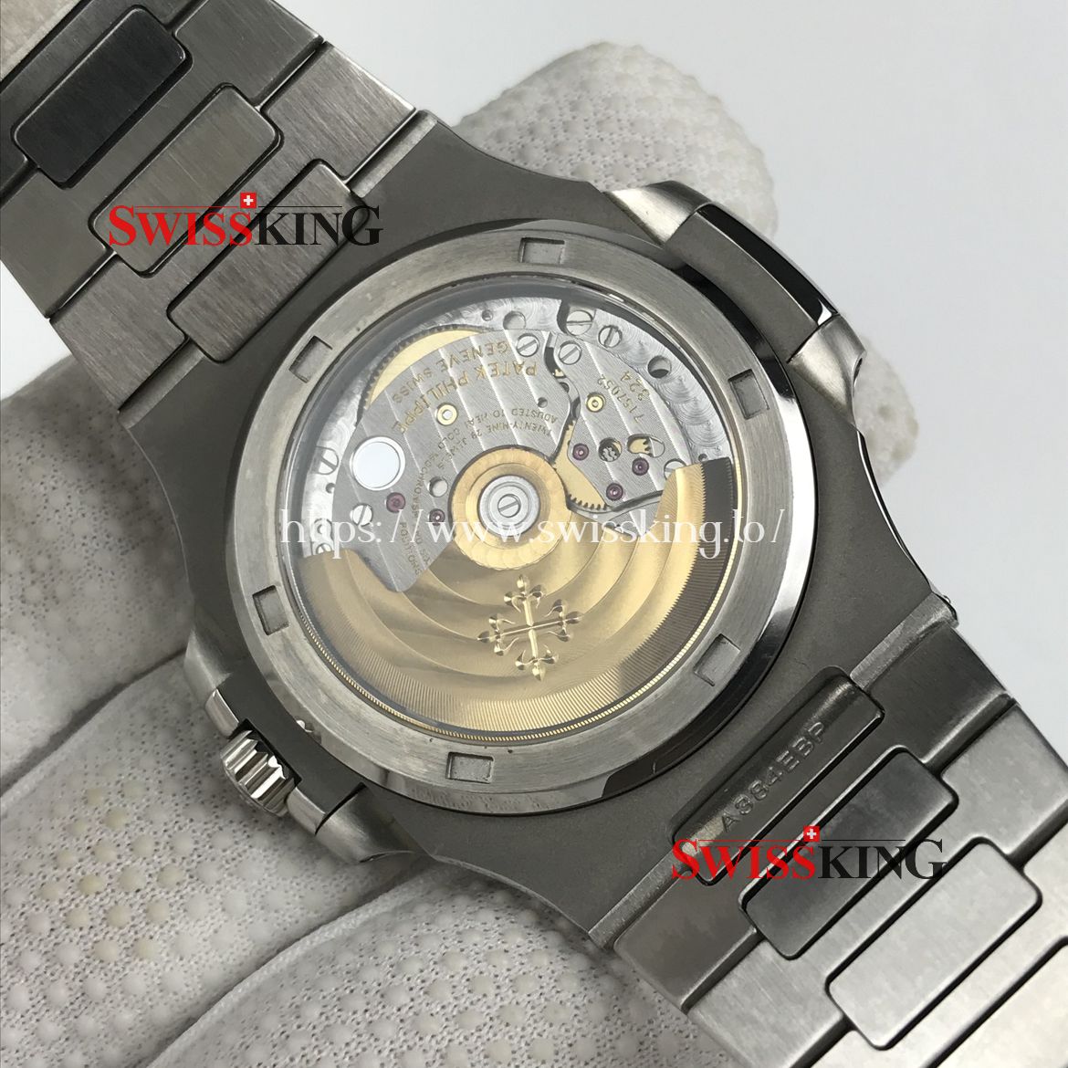 PATEK PHILIPPE NAUTILUS 5711 40MM WHITE DIAL