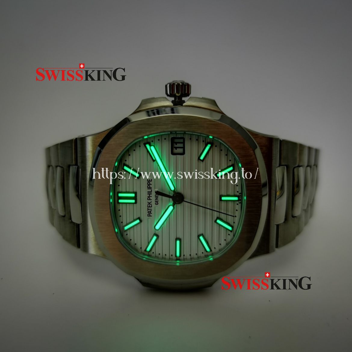 PATEK PHILIPPE NAUTILUS 5711 40MM WHITE DIAL