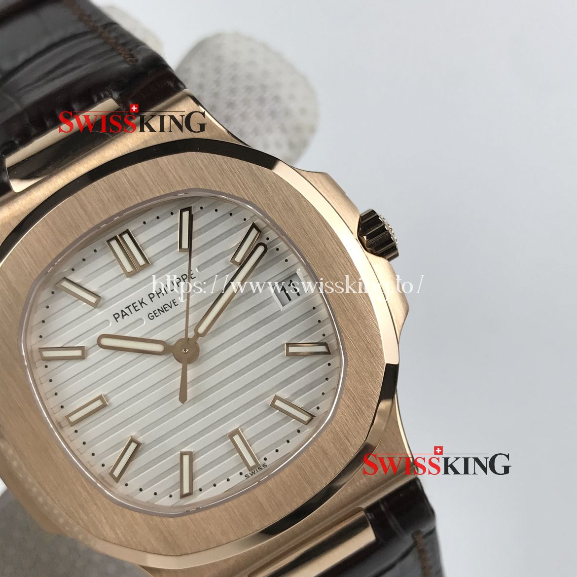 PATEK PHILIPPE NAUTILUS 5711 40MM SILVER WHITE DIAL ROSE GOLD