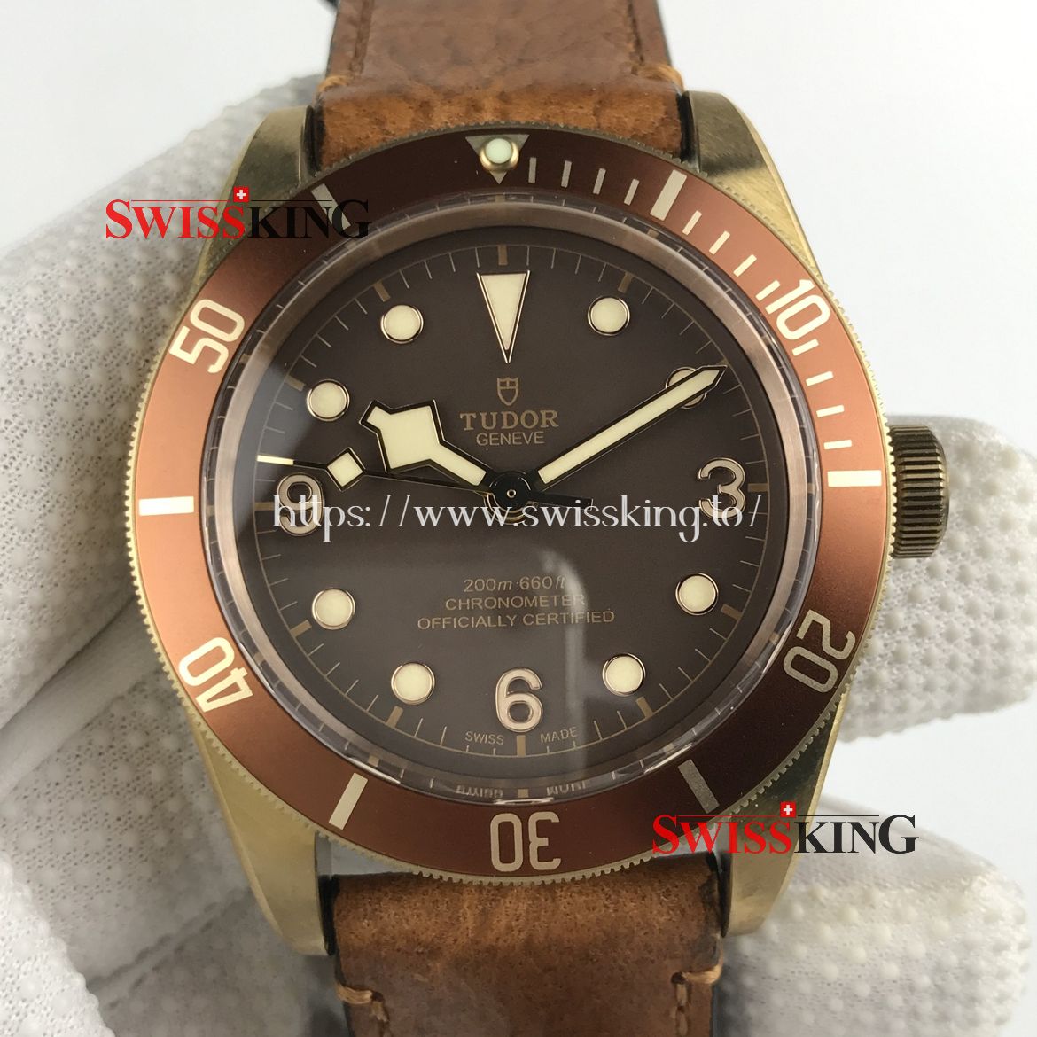 TUDOR HERITAGE BLACK BAY BRONZE SWISS AUTOMATIC BROWN LEATHER STRAP